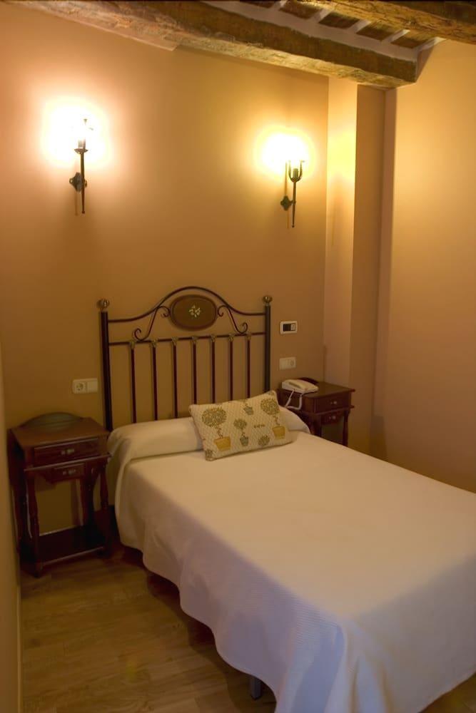 El Rincon Hotel Cuéllar Екстериор снимка