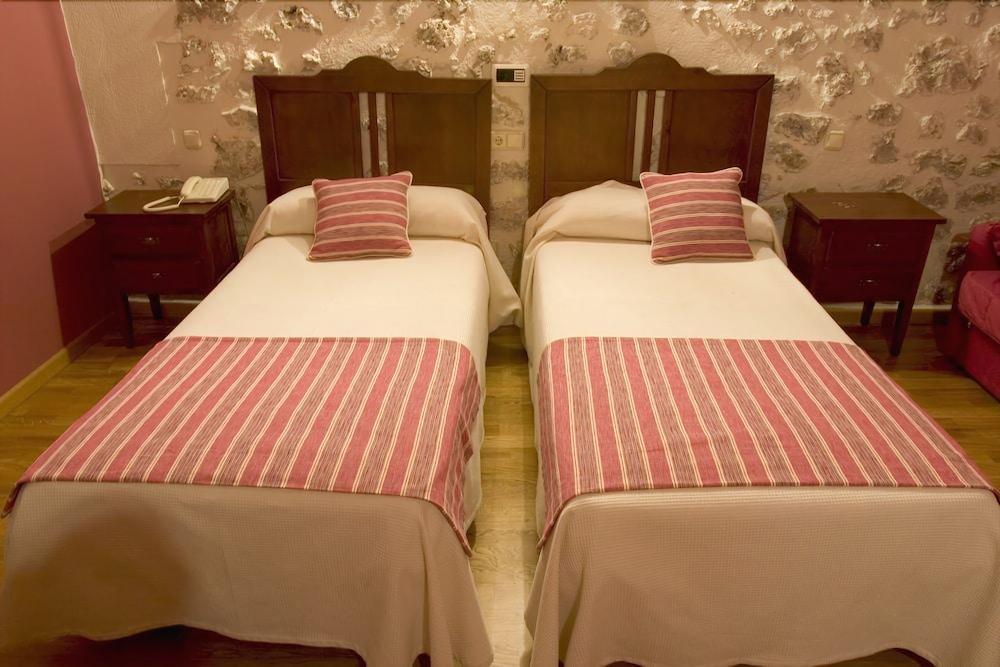El Rincon Hotel Cuéllar Екстериор снимка